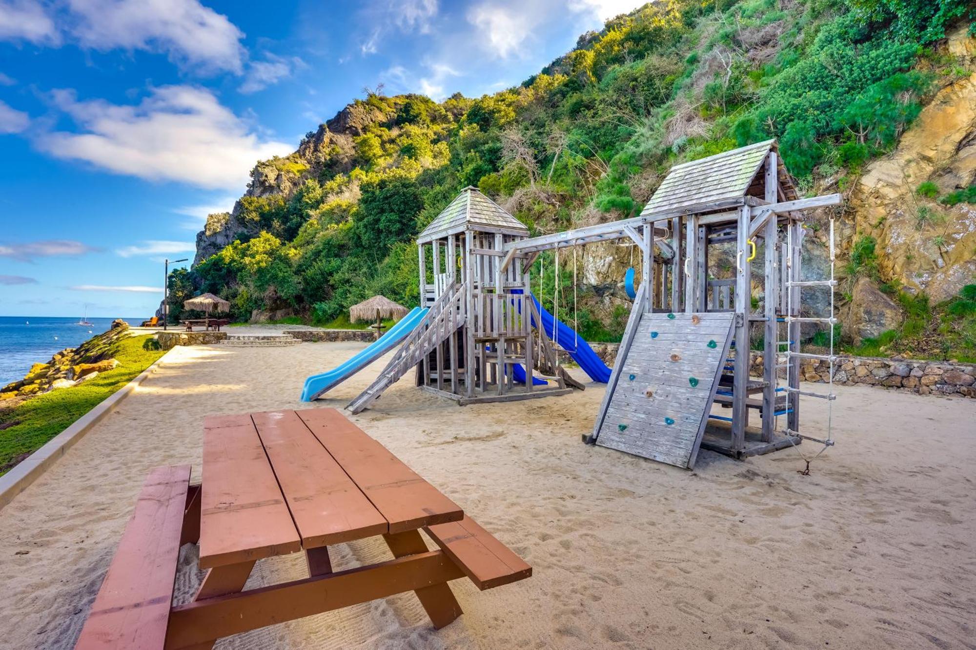 Bright Catalina Island Condo With Ocean Views! Avalon Bagian luar foto
